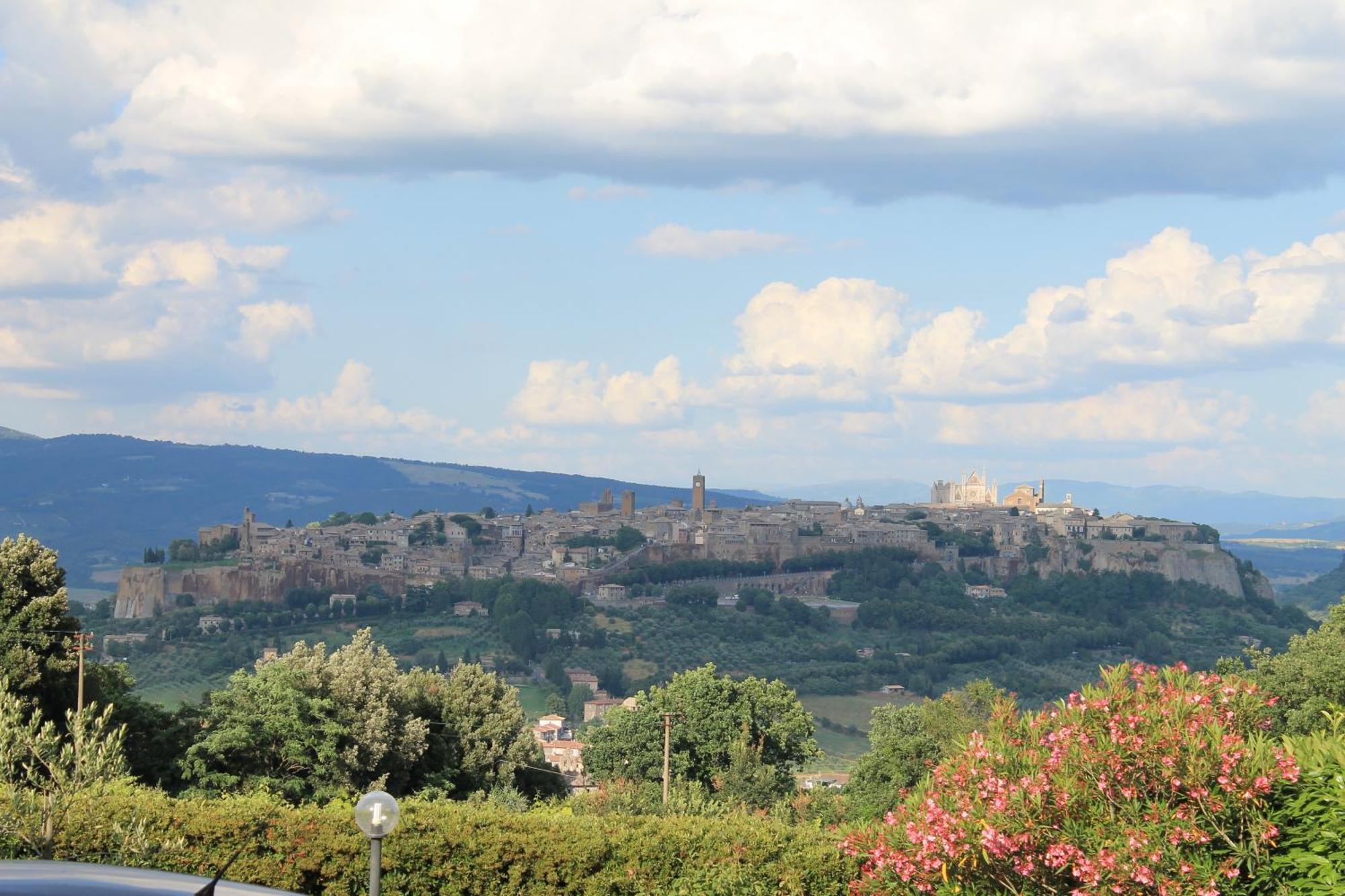 Agriturismo Borgo Pirolino Orvieto Phòng bức ảnh